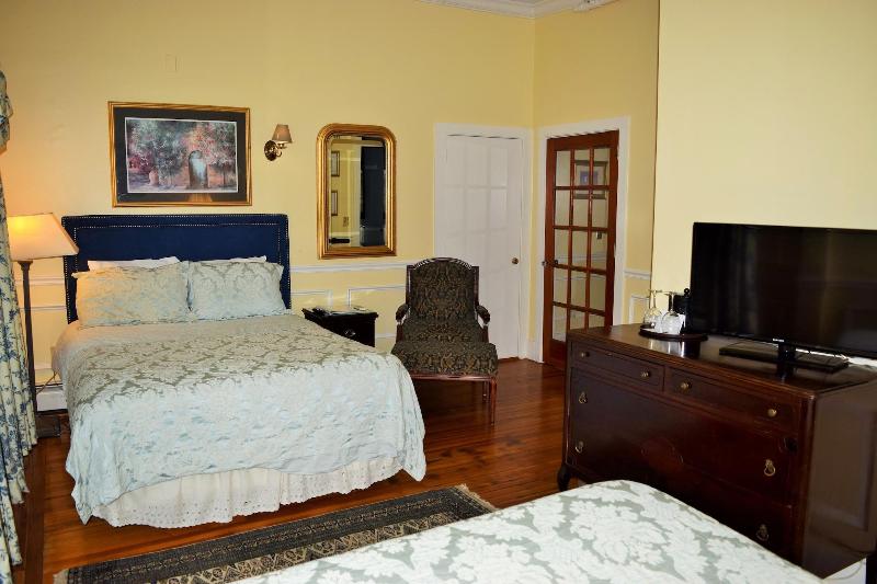 Bellevue House image
