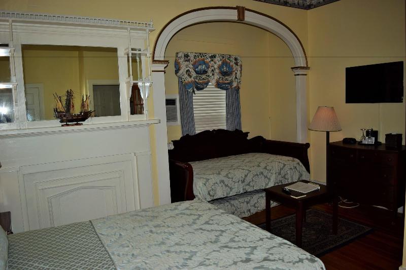 Bellevue House image