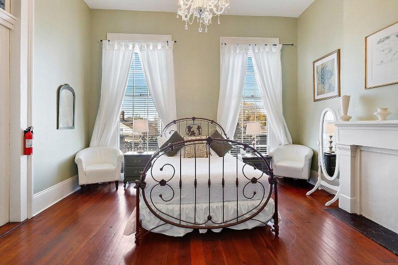 The Mansion On Royal image