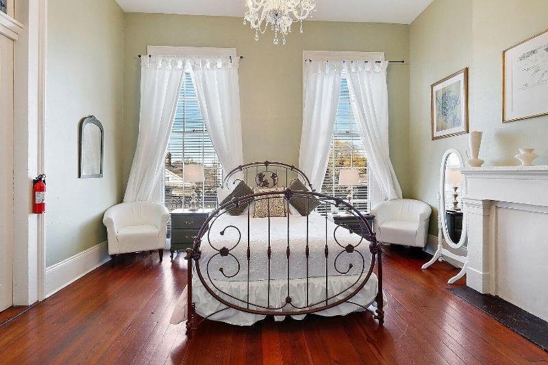 The Mansion On Royal image