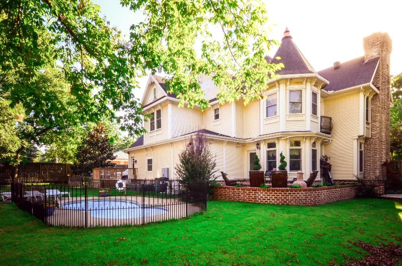 The Victoria B & B