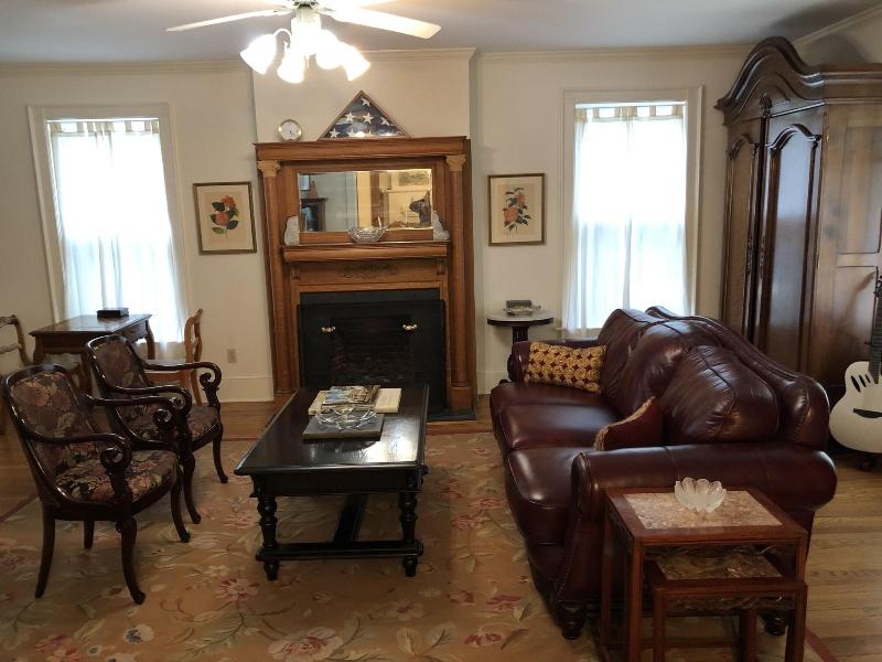 Love Lane Bed & Breakfast image