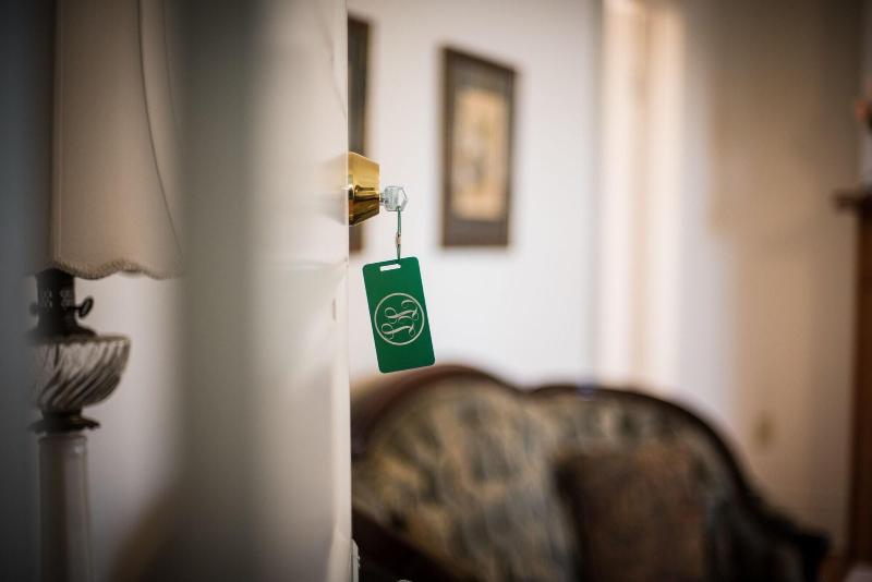 Love Lane Bed & Breakfast image