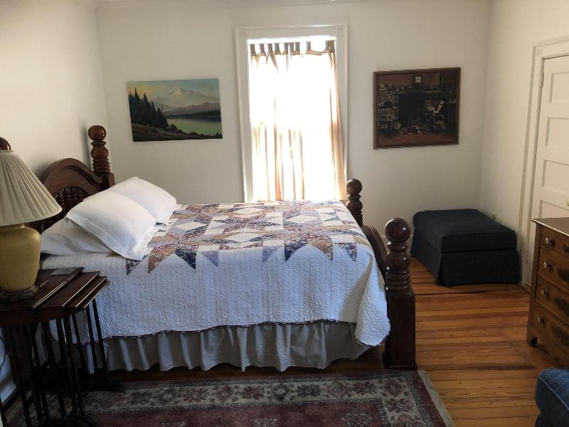 Love Lane Bed & Breakfast image