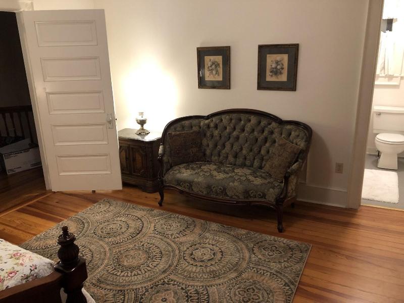 Love Lane Bed & Breakfast image