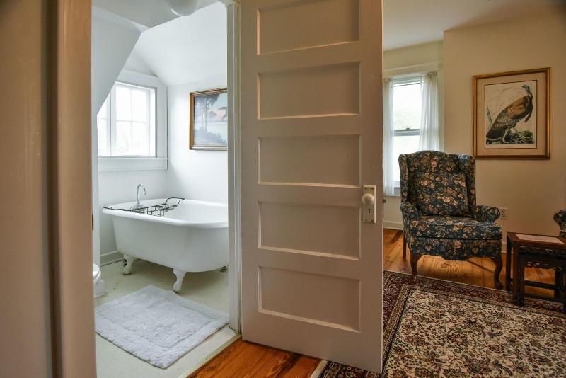 Love Lane Bed & Breakfast image