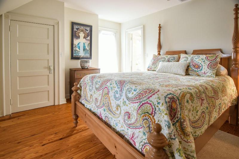 Love Lane Bed & Breakfast image