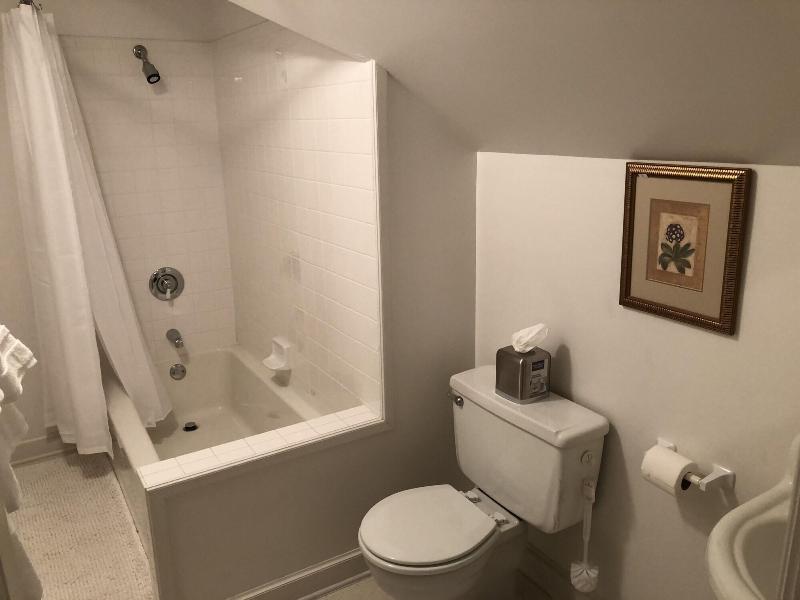 Love Lane Bed & Breakfast image