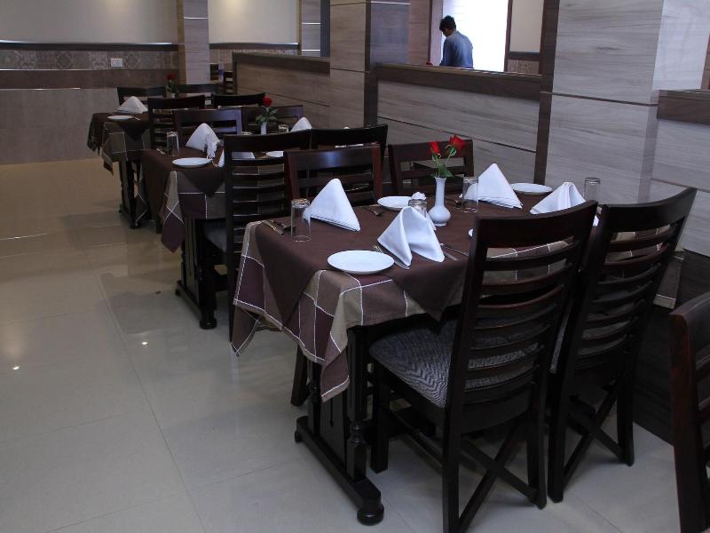 Hotel South Regency image