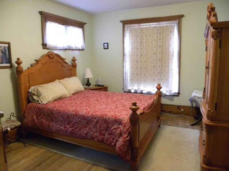 Victorian Charm Inn image