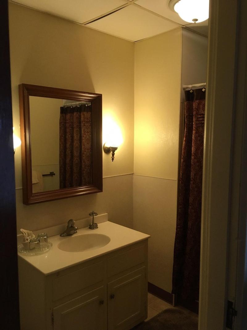 Victorian Charm Inn image