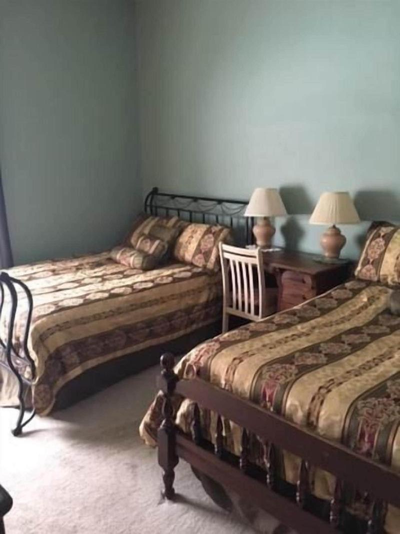 Victorian Charm Inn image