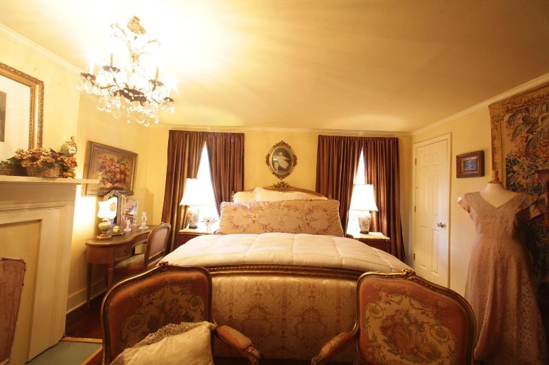 Sunnyside Bed & Breakfast image