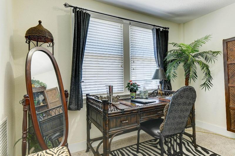 The St. Mary's Inn, Bed and Breakfast image