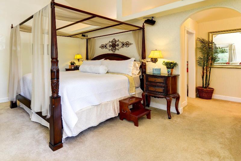 The St. Mary's Inn, Bed and Breakfast image