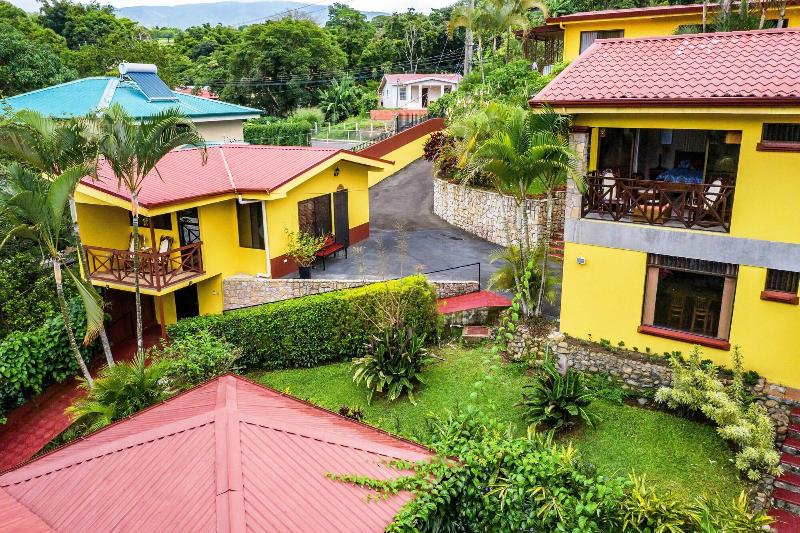La Terraza Guest House B&B image