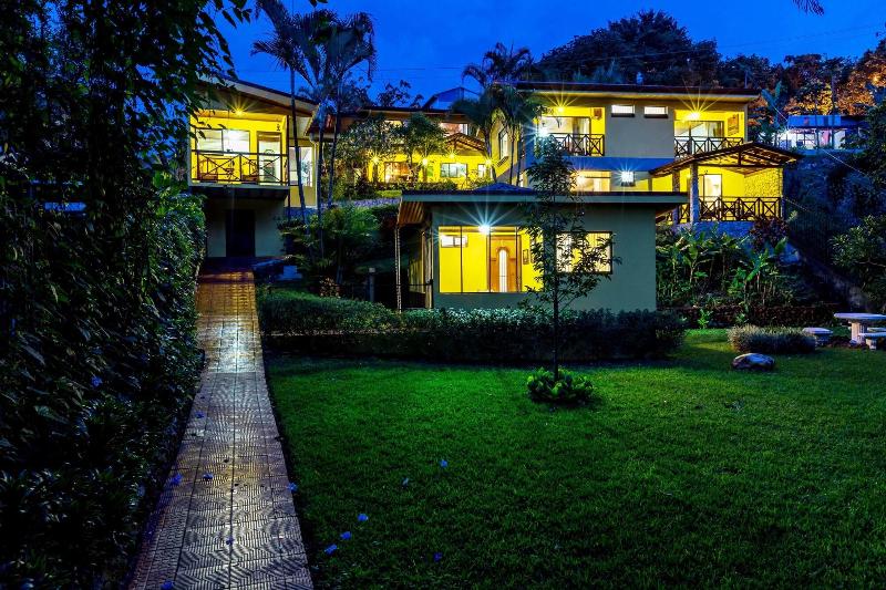 La Terraza Guest House B&B image