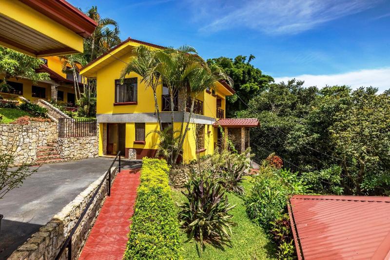 La Terraza Guest House B&B image