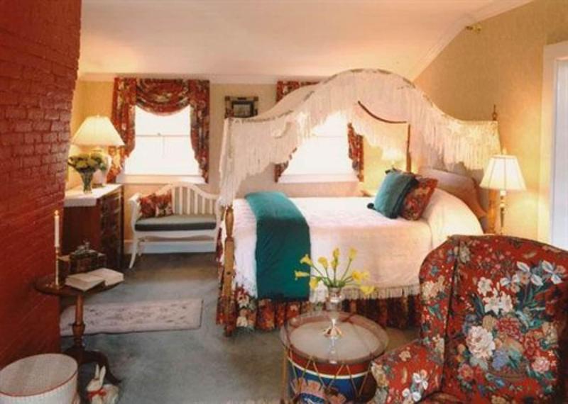 The Inn At Ormsby Hill image