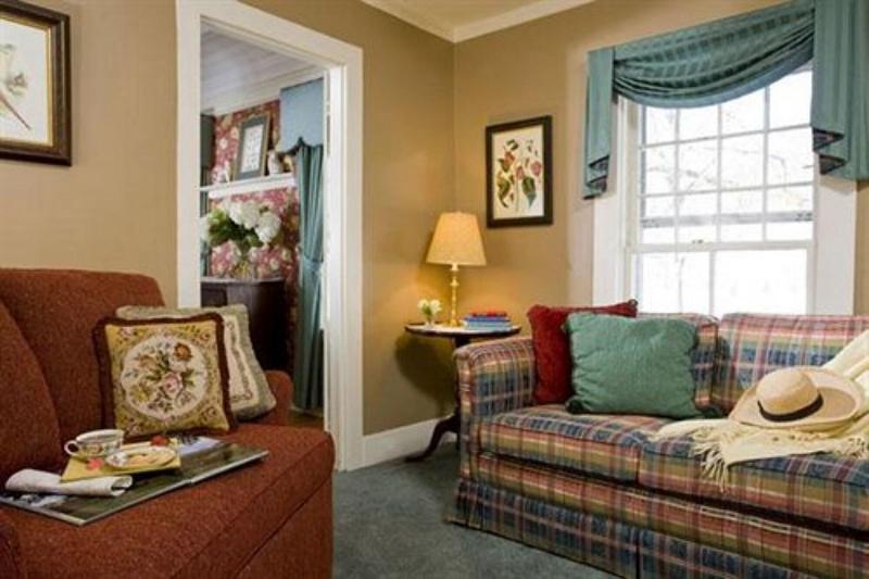 The Inn At Ormsby Hill image