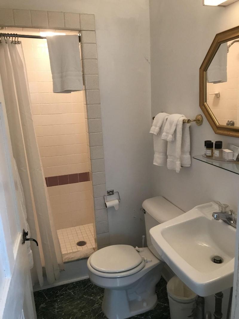 Colonel Williams Inn image