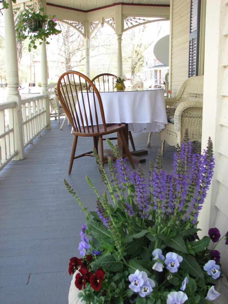 Rose Arbour Bed & Breakfast image