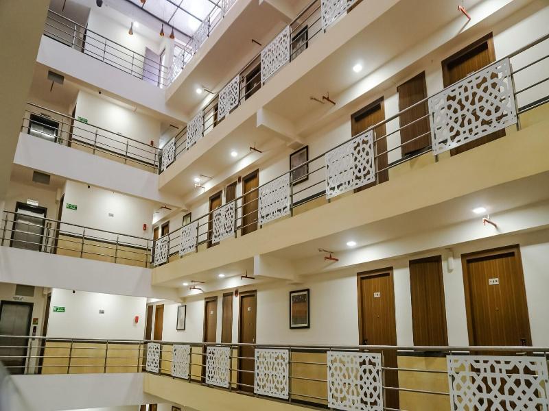 Siesta Navi Mumbai image