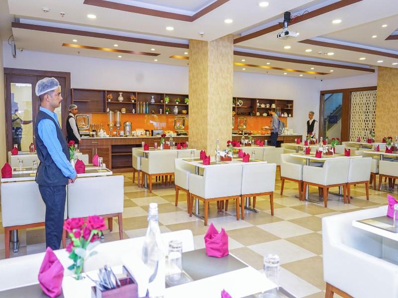 Siesta Navi Mumbai image
