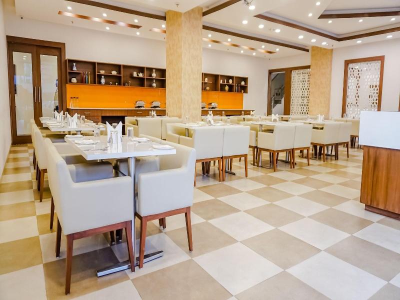Siesta Navi Mumbai image