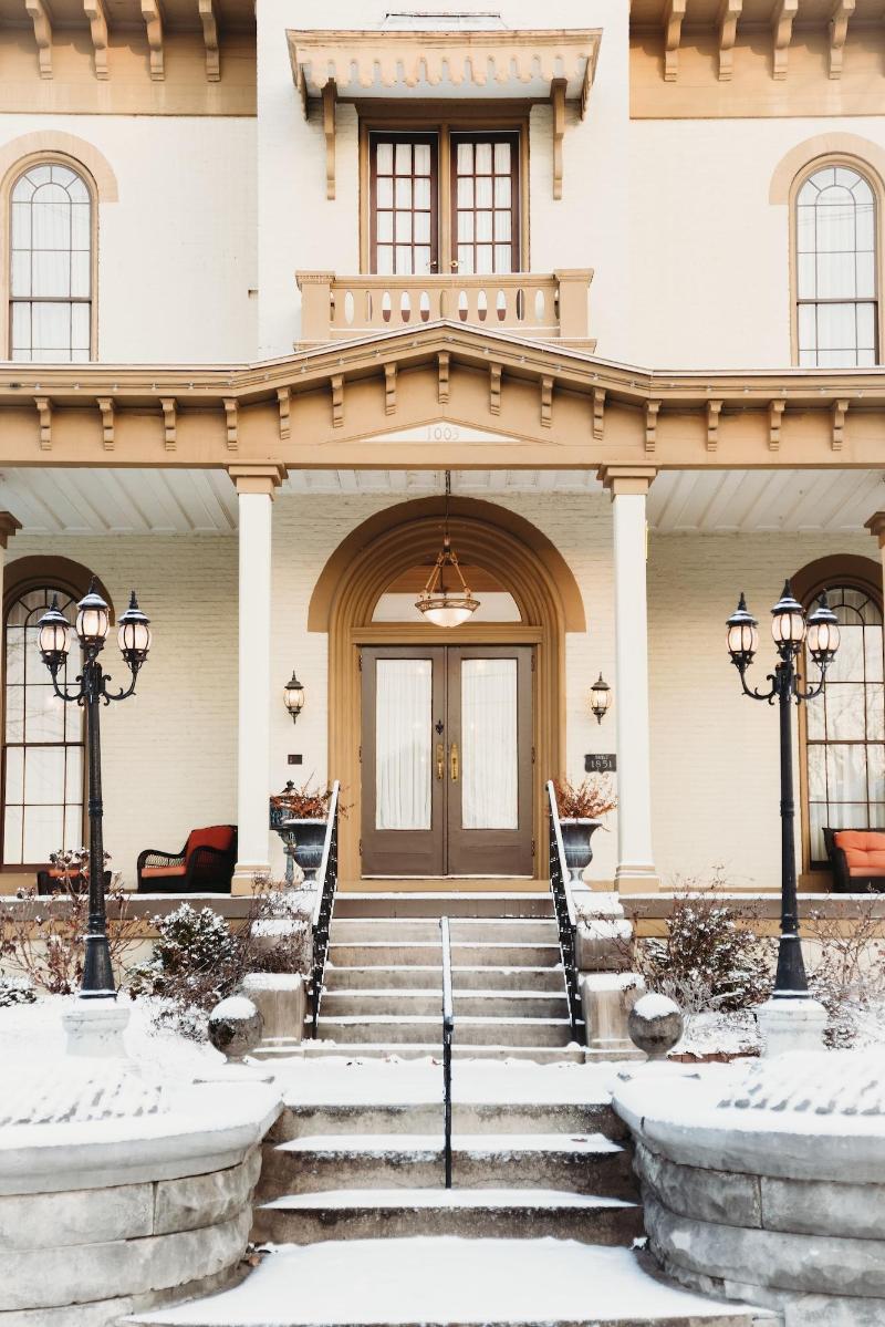 The Pepin Mansion Historic B&B — general view