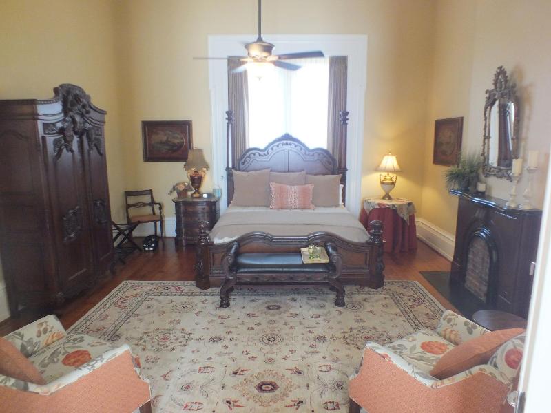 The Pepin Mansion Historic B&B image