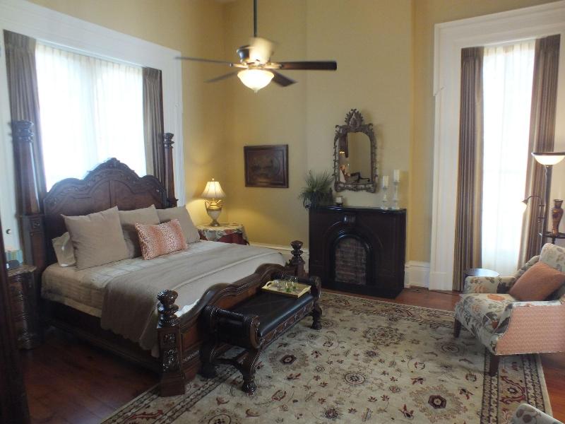 The Pepin Mansion Historic B&B image