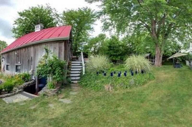 Lily Garden Bed And Breakfast — general view