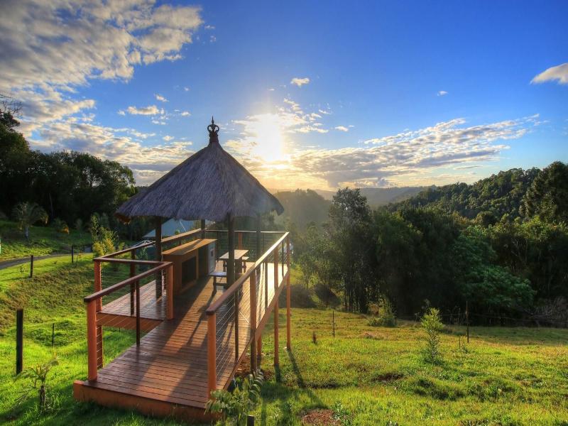Maleny Tropical Retreat Balinese B&b image