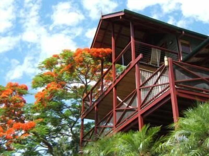 Maleny Tropical Retreat Balinese B&b image