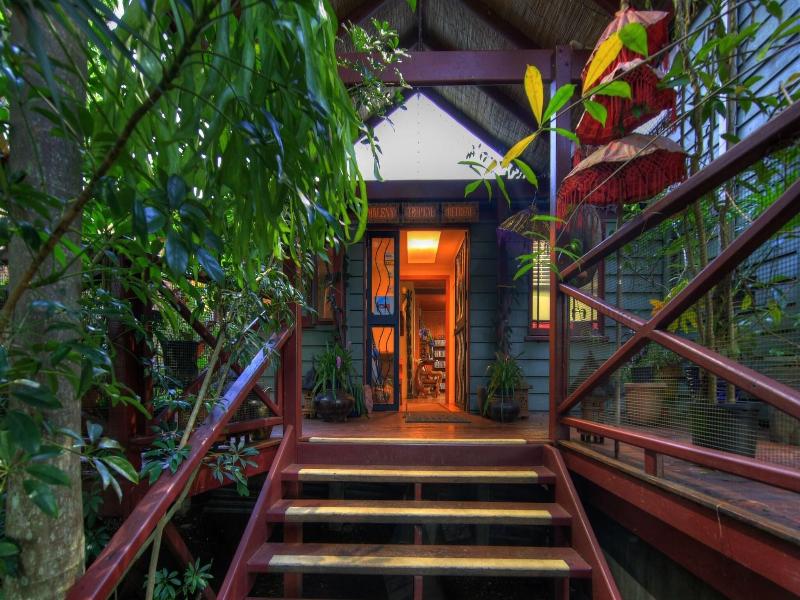 Maleny Tropical Retreat Balinese B&b image