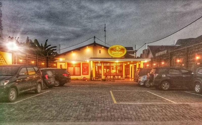 Sultan Guest House & Resto Tulungagung image