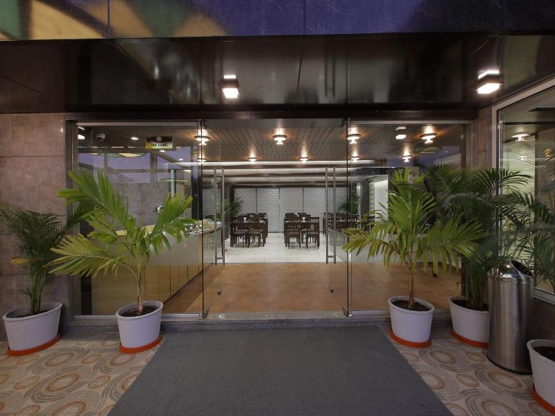 Hotel The Lotus Park, Ellisbridge image