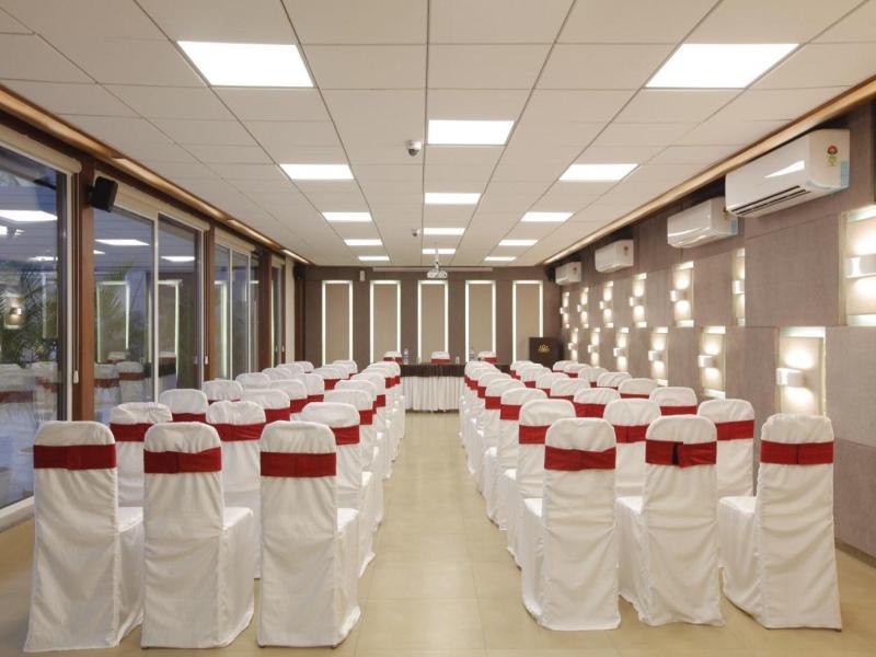 Hotel The Lotus Park, Ellisbridge image