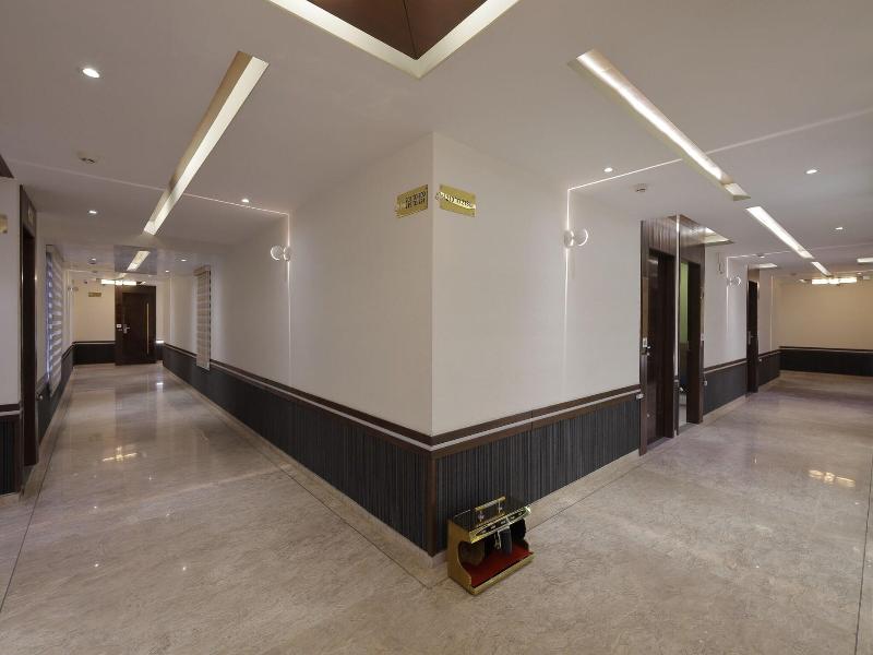 Hotel The Lotus Park, Ellisbridge image