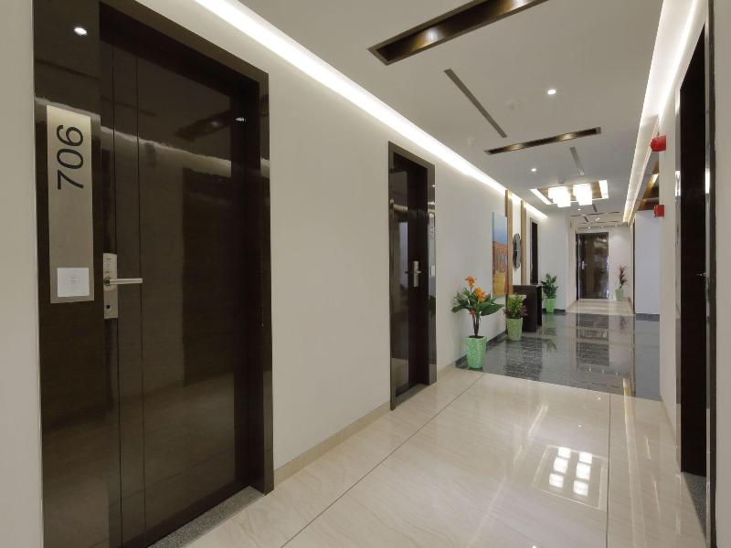 Hotel Pragati The Grand image