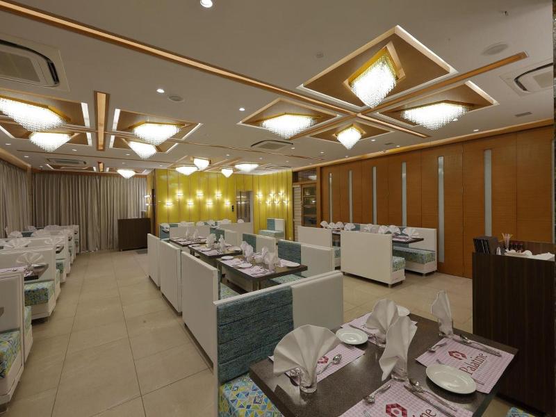 Hotel Pragati The Grand image