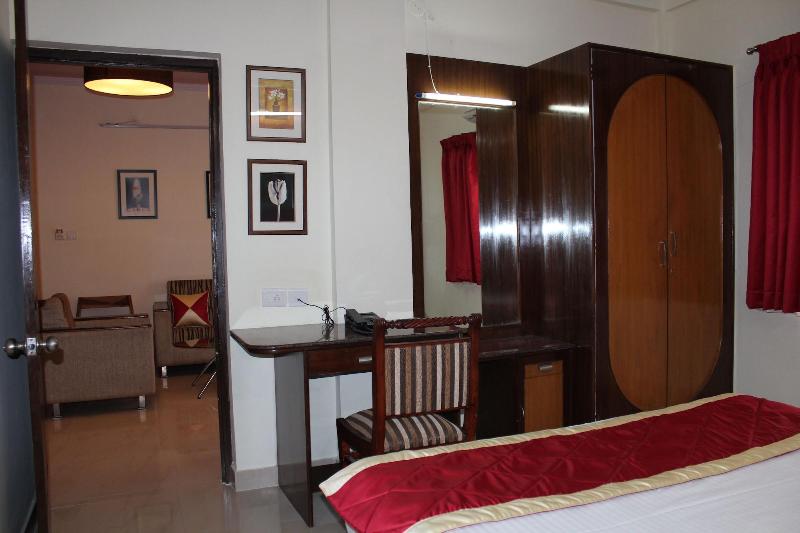 Maple Suites image