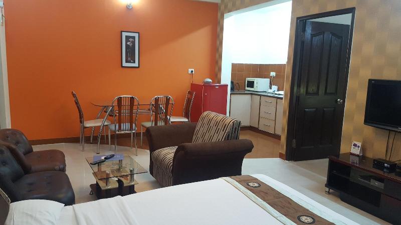 Maple Suites image