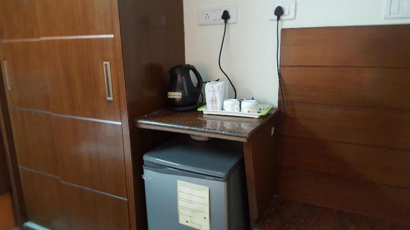 Maple Suites image