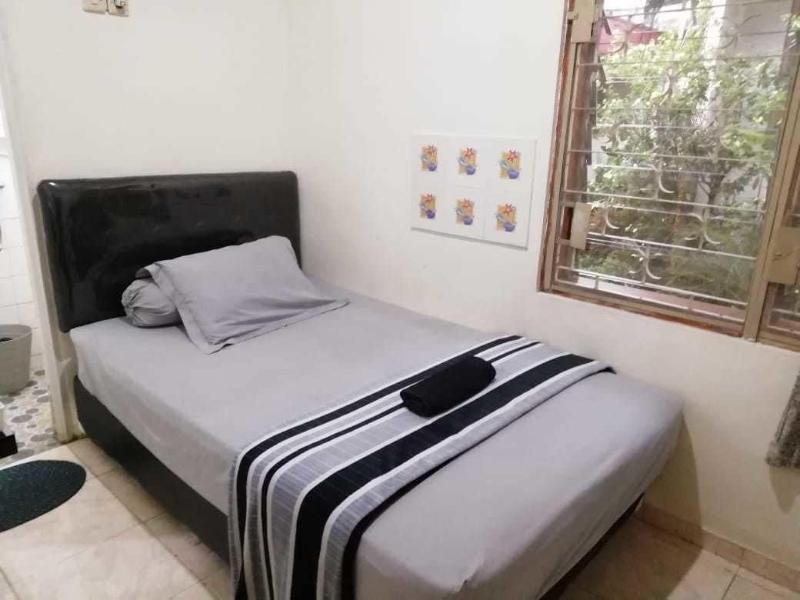 Gio Guesthouse Bogor image
