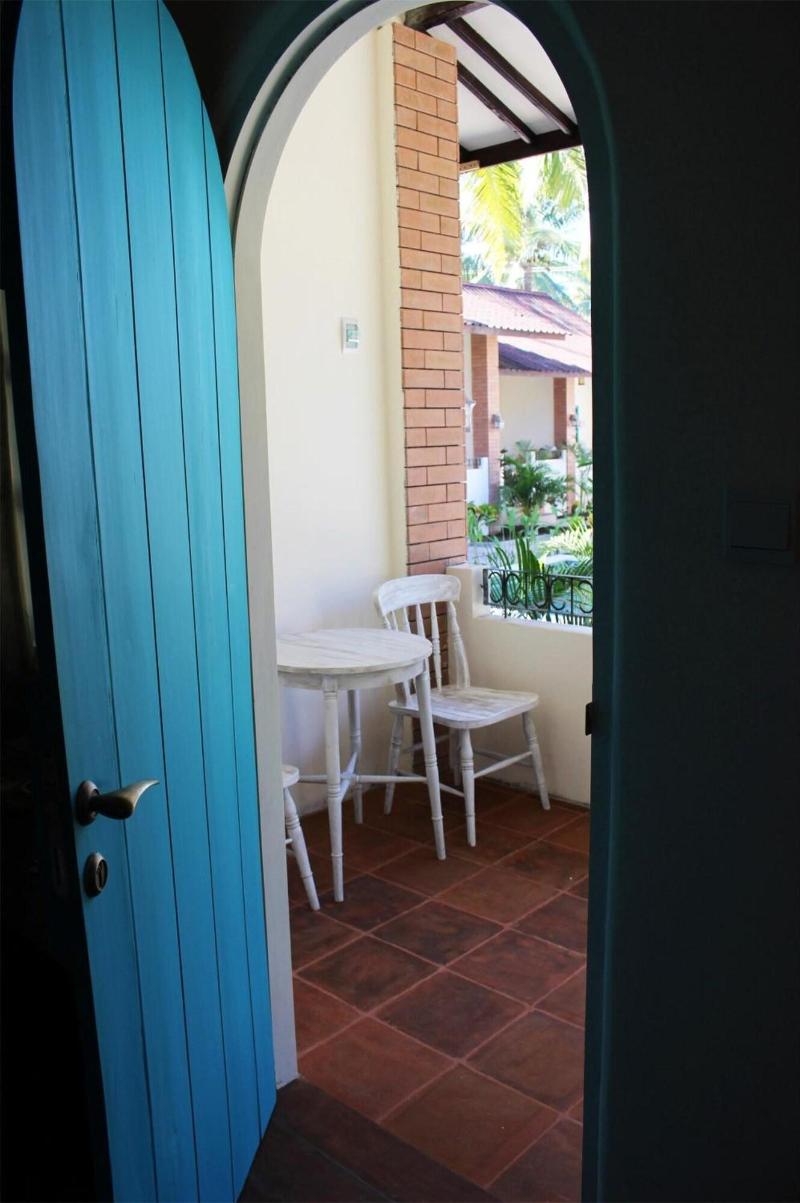White Coconut Cottage image