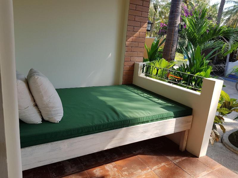 White Coconut Cottage image