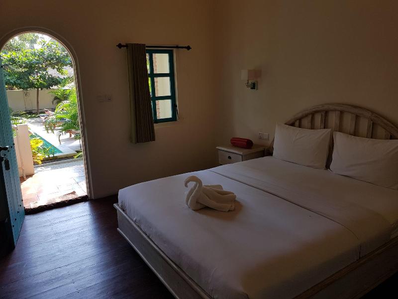 White Coconut Cottage image