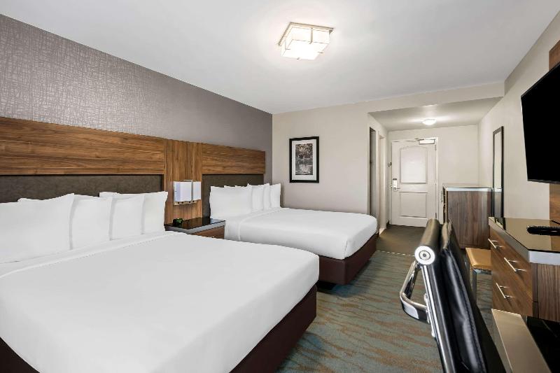 The Penn Stroud Hotel Ascend Collection image
